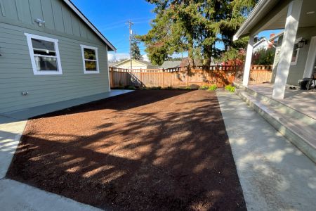 Yard Clean-Ups Thumbnail